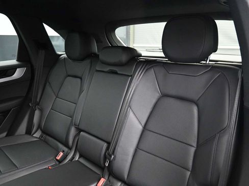 Certified 2024 Porsche Cayenne S AWD/4WD image 18