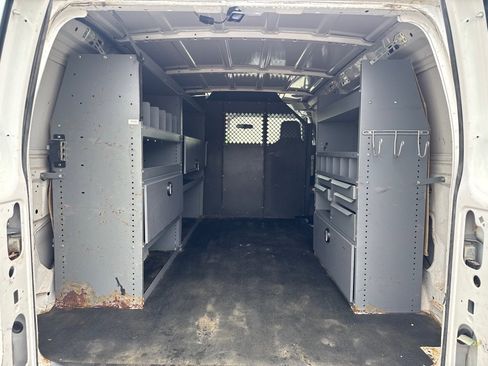 Used 2013 Ford E-250 and Econoline 250 image 13