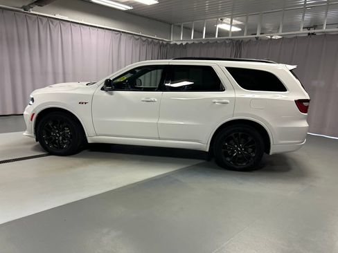 Used 2025 Dodge Durango GT AWD/4WD image 4