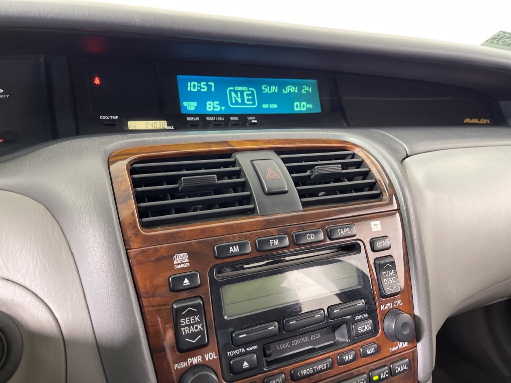 Used 2001 Toyota Avalon XLS w/ Option Pkg 6 FWD image 20
