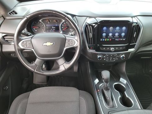 Used 2022 Chevrolet Traverse LT AWD/4WD image 10