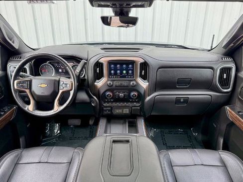 Used 2021 Chevrolet Silverado 1500 High Country w/ Technology Package AWD/4WD image 36