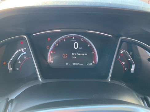 Used 2019 Honda Civic Sport image 13