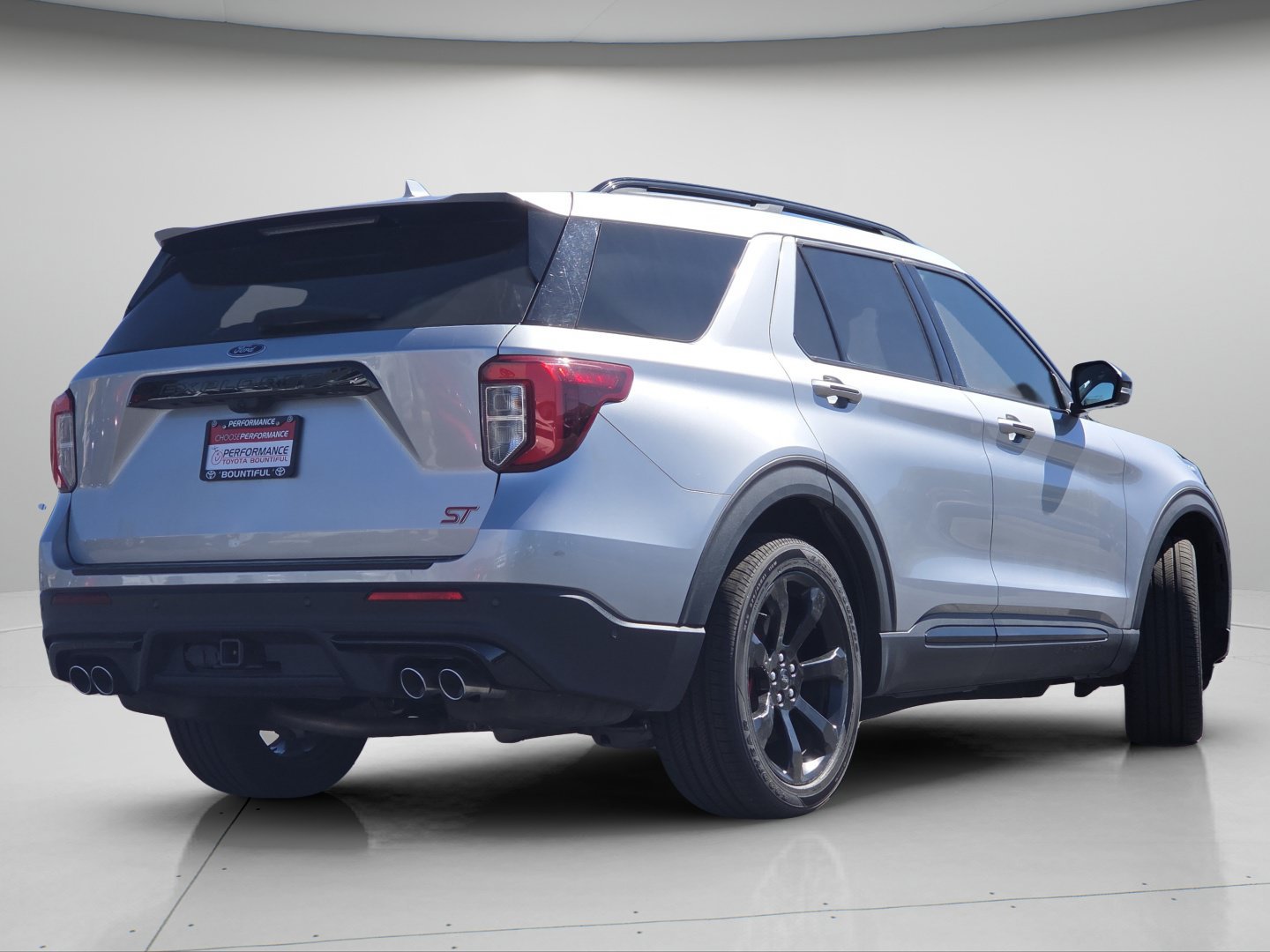Used 2020 Ford Explorer ST w/ ST Street Pack AWD/4WD image 28