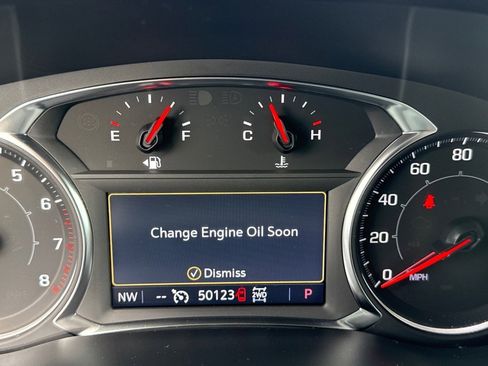 Used 2023 GMC Acadia SLT image 40