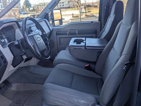 Used 2009 Ford F350 XLT image 10