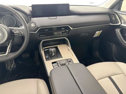 New 2026 MAZDA CX-70 3.3 Turbo w/ Preferred Package AWD/4WD image 31