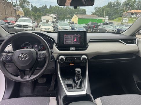 Used 2019 Toyota RAV4 XLE w/ All Weather Liner Package AWD/4WD image 12
