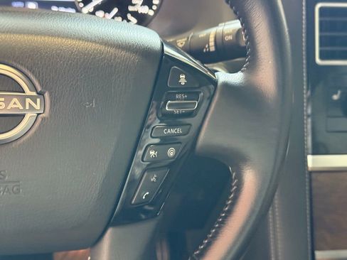 Used 2022 Nissan Armada SL image 35