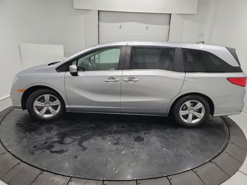 Used 2019 Honda Odyssey EX image 4