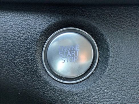 Used 2019 Hyundai Santa Fe Limited image 28