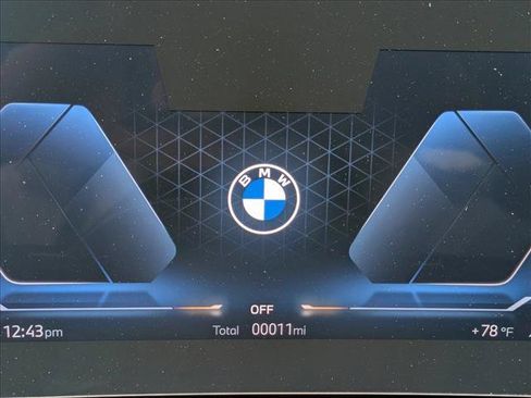 New 2026 BMW X2 xDrive28i w/ Technology Package AWD/4WD image 11