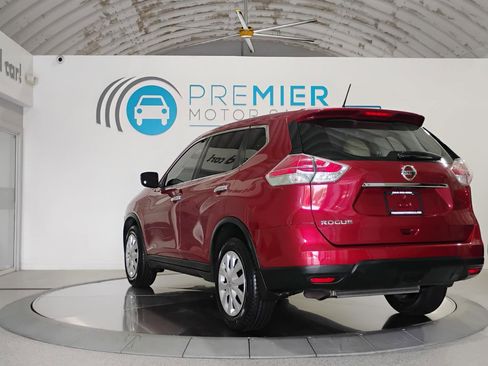 Used 2015 Nissan Rogue S FWD image 4