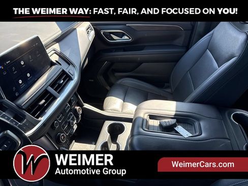 Used 2022 Chevrolet Suburban LT AWD/4WD image 19