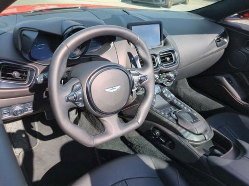 Used 2023 Aston Martin V8 Vantage Roadster image 15