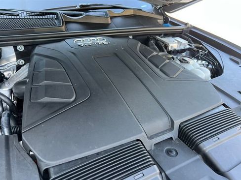 Used 2018 Audi Q7 3.0T Prestige w/ Prestige Package image 41