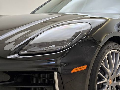 Used 2025 Porsche Panamera 4 AWD/4WD image 5