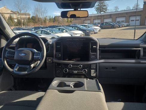 Used 2024 Ford F150 XLT image 19