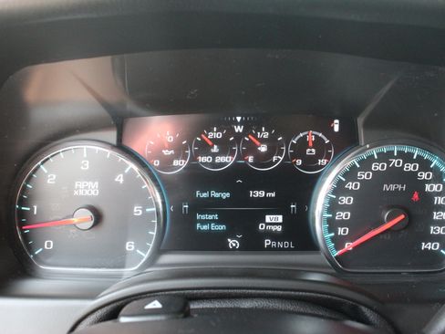 Used 2019 Chevrolet Tahoe Premier RWD image 17