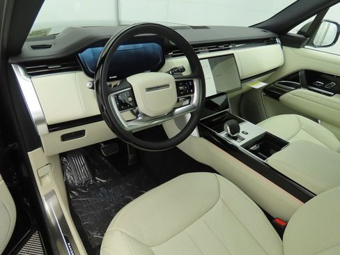 New 2026 Land Rover Range Rover SE AWD/4WD image 10