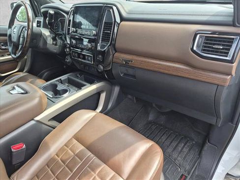 Used 2020 Nissan Titan Platinum Reserve w/ Protection Package 2 AWD/4WD image 16
