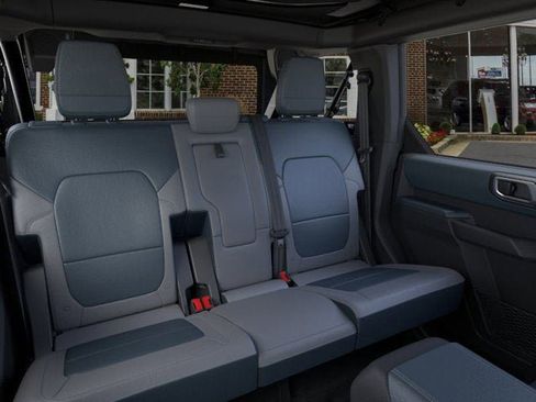 Used 2024 Ford Bronco Outer Banks image 36