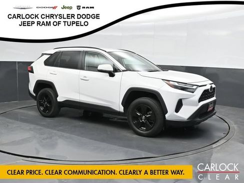 Used 2024 Toyota RAV4 XLE FWD image 6