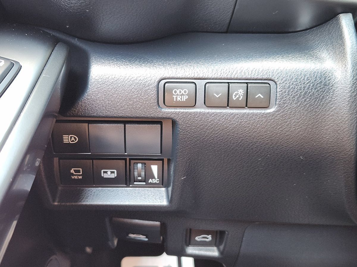 Used 2025 Lexus IS 500 w/ Accessory Package 2 RWD image 44