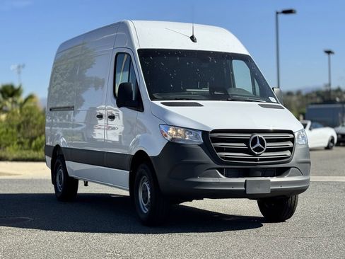 New 2025 Mercedes-Benz Sprinter 2500 image 6