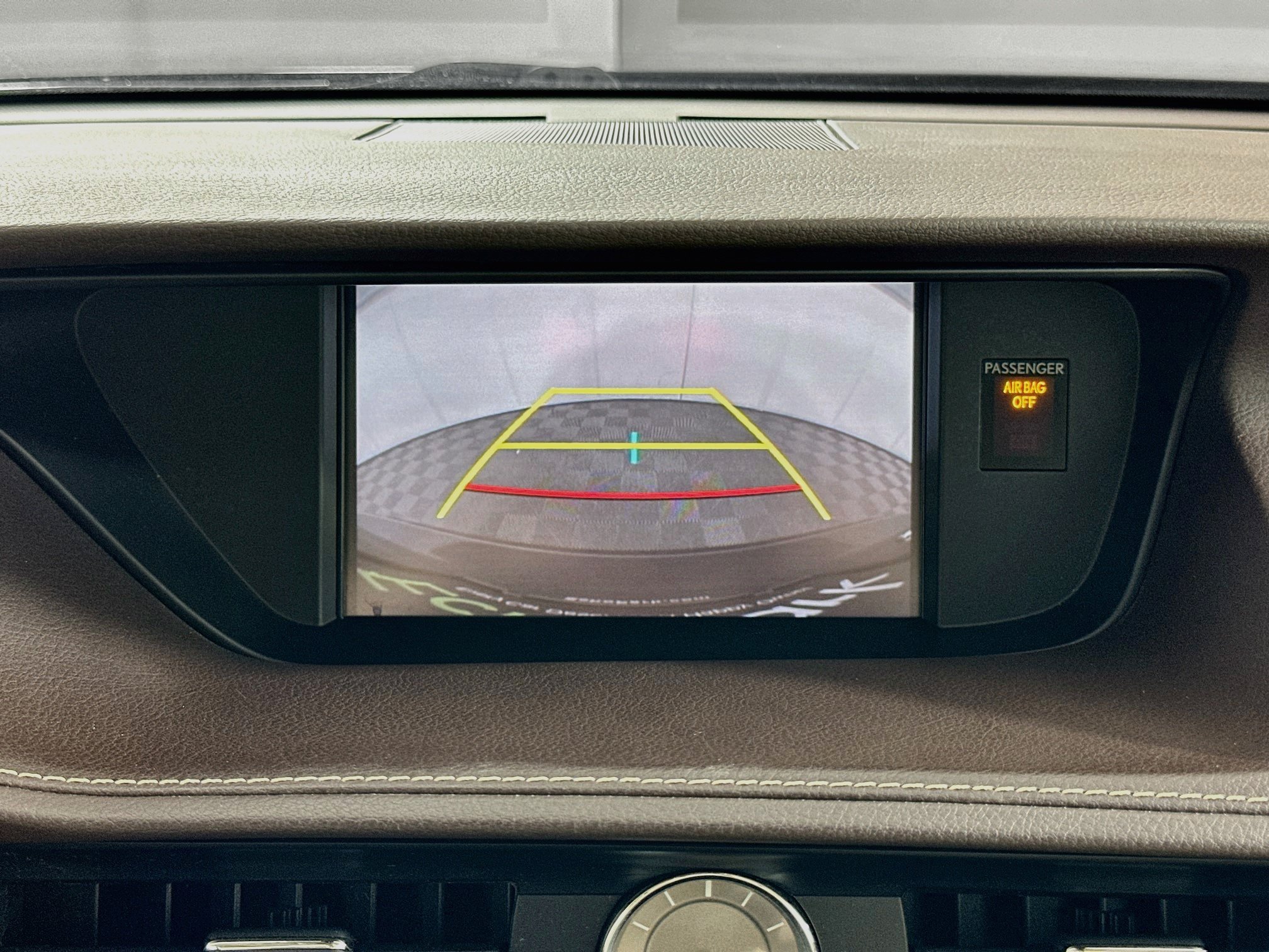 Used 2018 Lexus ES 350 w/ Premier Package FWD image 22