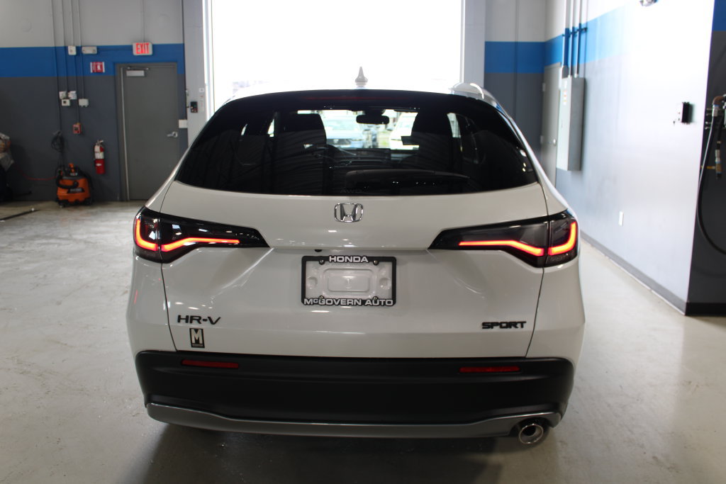 New 2027 Honda HR-V Sport image 9