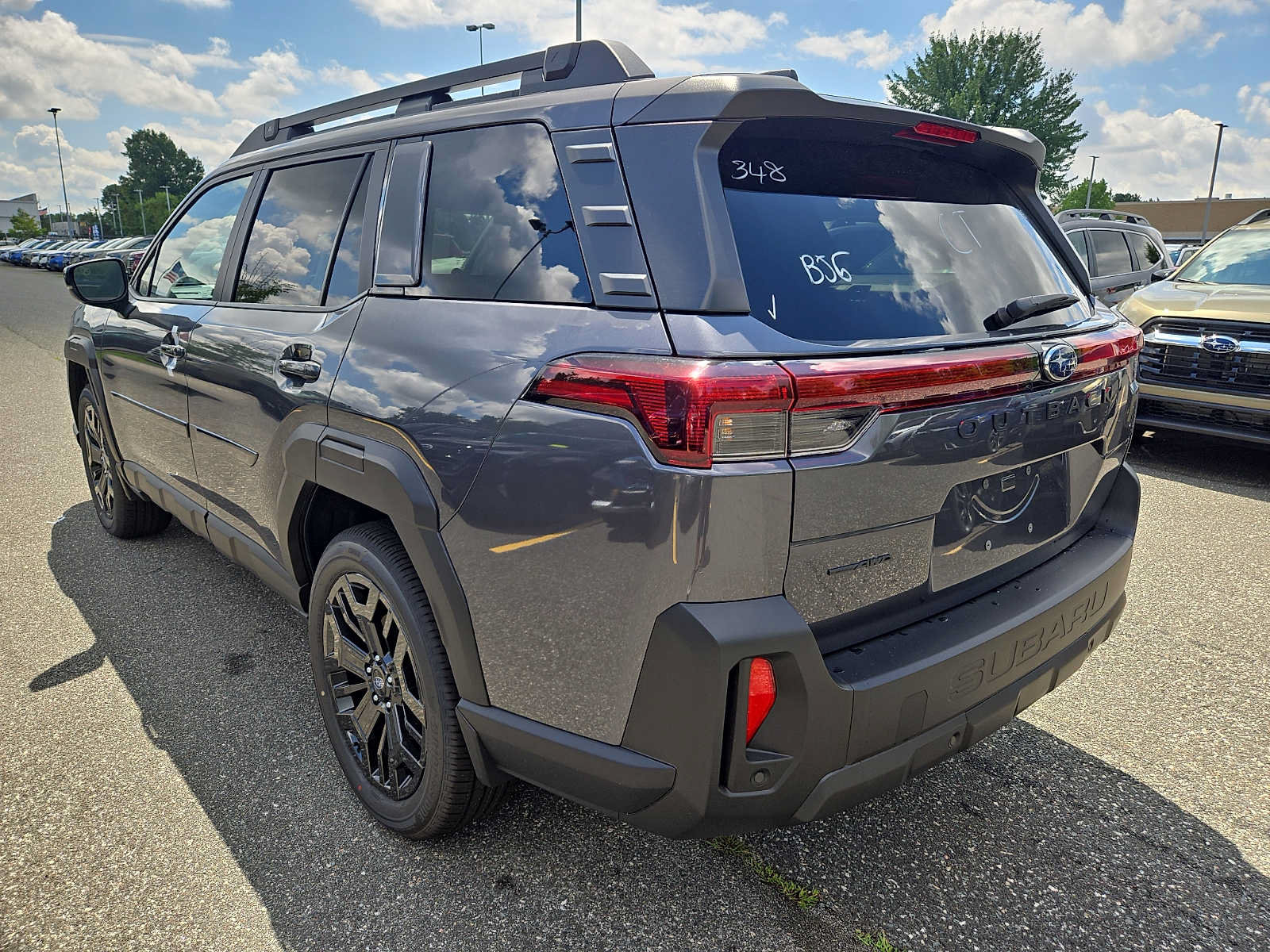 New 2026 Subaru Outback Limited XT AWD/4WD image 4