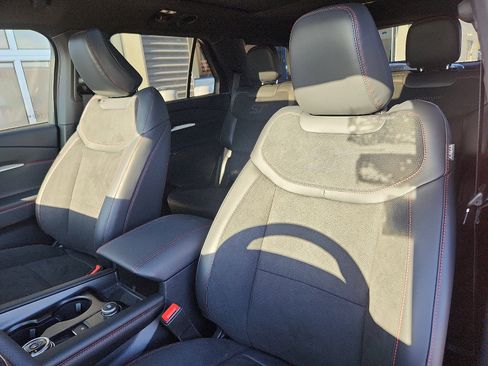 Used 2025 Ford Explorer ST w/ Sun And Sound Package image 25