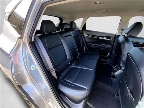 Used 2024 Kia Seltos EX FWD image 26