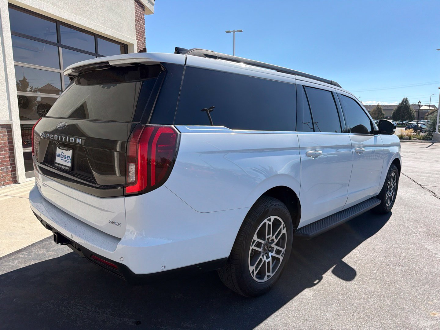 Used 2025 Ford Expedition Max Active AWD/4WD image 22