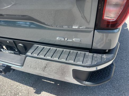 Certified 2026 GMC Sierra 1500 SLE AWD/4WD image 4