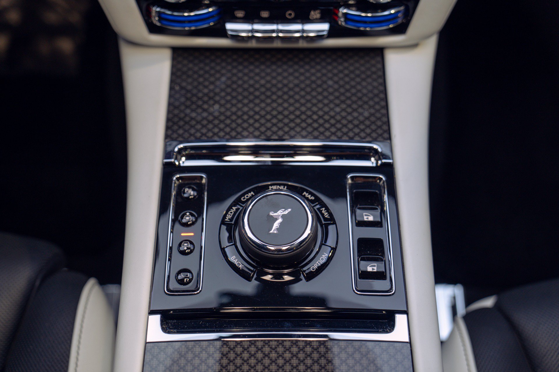 Used 2022 Rolls-Royce Ghost Black Badge AWD/4WD image 42