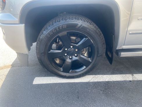 Used 2018 GMC Sierra 1500 Denali w/ Denali Ultimate Package image 28