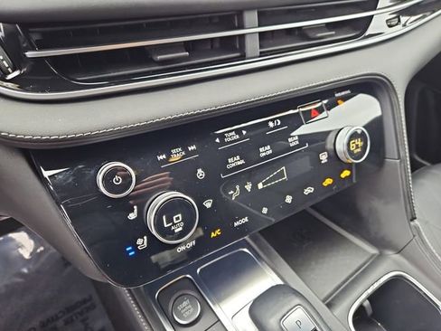 Used 2023 INFINITI QX60 Autograph image 23