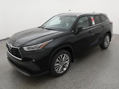 New 2026 Toyota Highlander Platinum