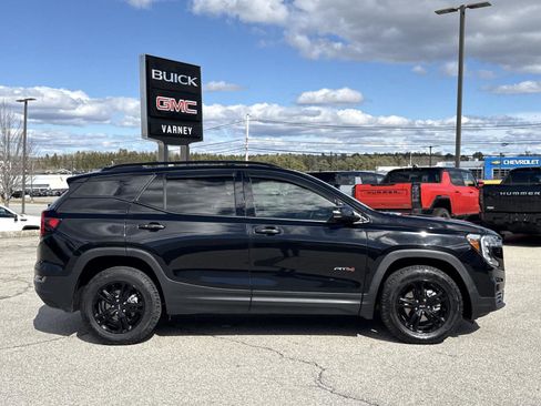 Used 2024 GMC Terrain AT4 image 5