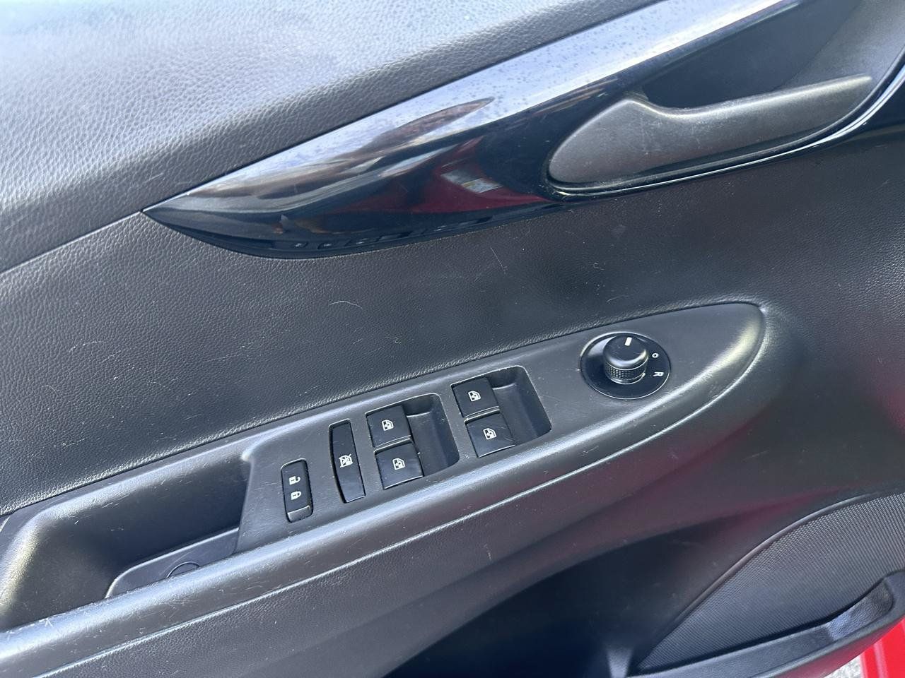 Used 2021 Chevrolet Spark LT FWD image 37