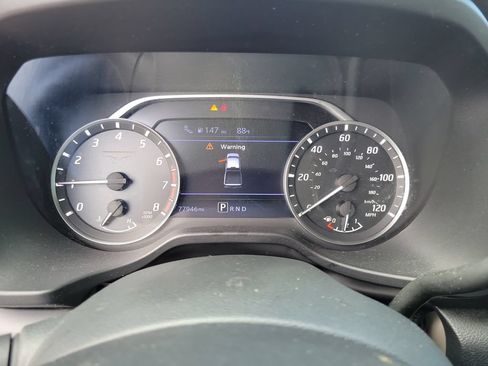 Used 2022 Nissan Titan S RWD image 17