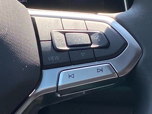 Certified 2024 Volkswagen Jetta Sport image 5