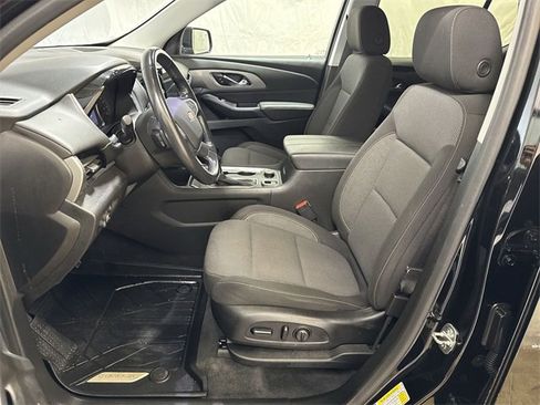 Certified 2020 Chevrolet Traverse LT image 10