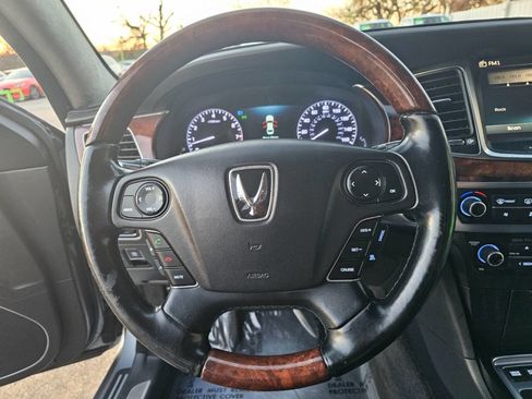 Used 2016 Hyundai Equus Signature image 27