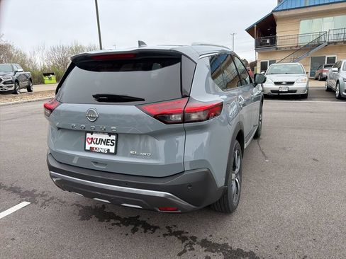 Used 2023 Nissan Rogue SL w/ SL Premium Package AWD/4WD image 9