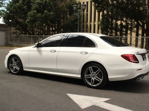 Used 2020 Mercedes-Benz E 350 Sedan image 9