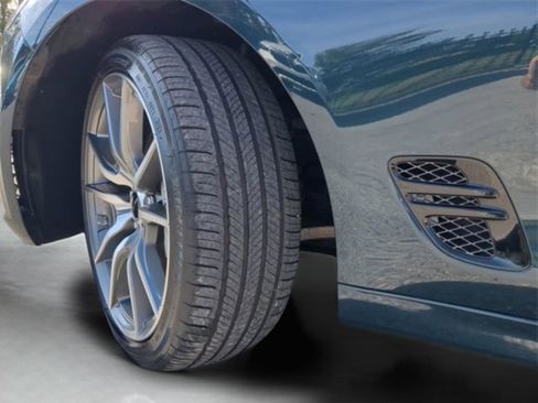 Used 2025 Genesis G70 2.5T image 61