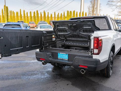 New 2026 Honda Ridgeline Black Edition image 12
